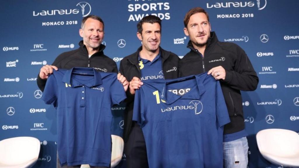 Figo junto a Giggs y Totti en los premios Laureus. Foto: Twitter (@ASRomaEN)