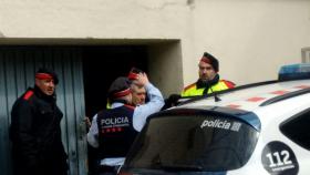 El detenido por el doble homicidio del pantano, Jordi Magentí, a la salida del registro