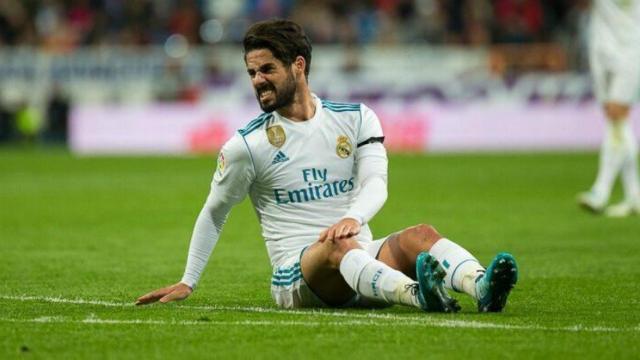 Isco se lamenta. Foto: Pedro Rodríguez / El Bernabéu