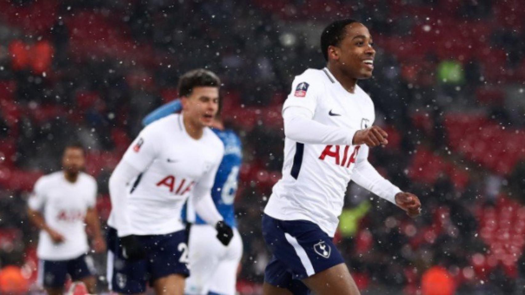 Peters celebra un gol con el Tottenham. Imagen: Twitter: (@SpursOfficial)