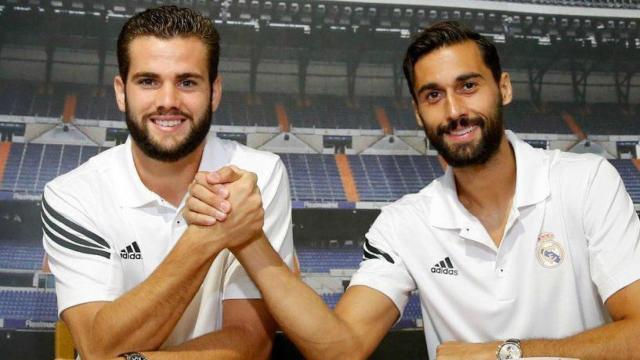 Arbeloa y Nacho, en una firma de autógrafos