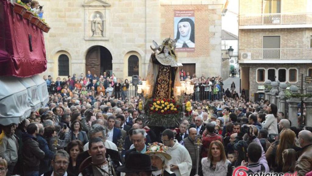 santa teresa 2017 clausura alba (6)