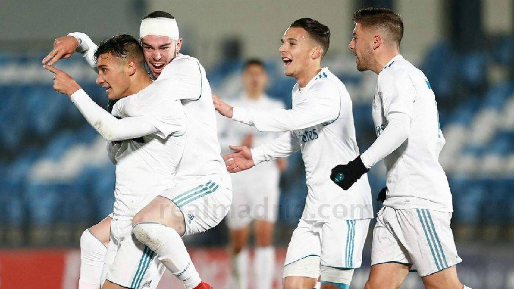 El Castilla celebra un gol de Óscar