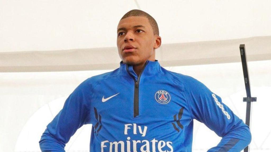 Mbappé, en un entrenamiento del PSG. Foto: Twitter (@KMbappe)