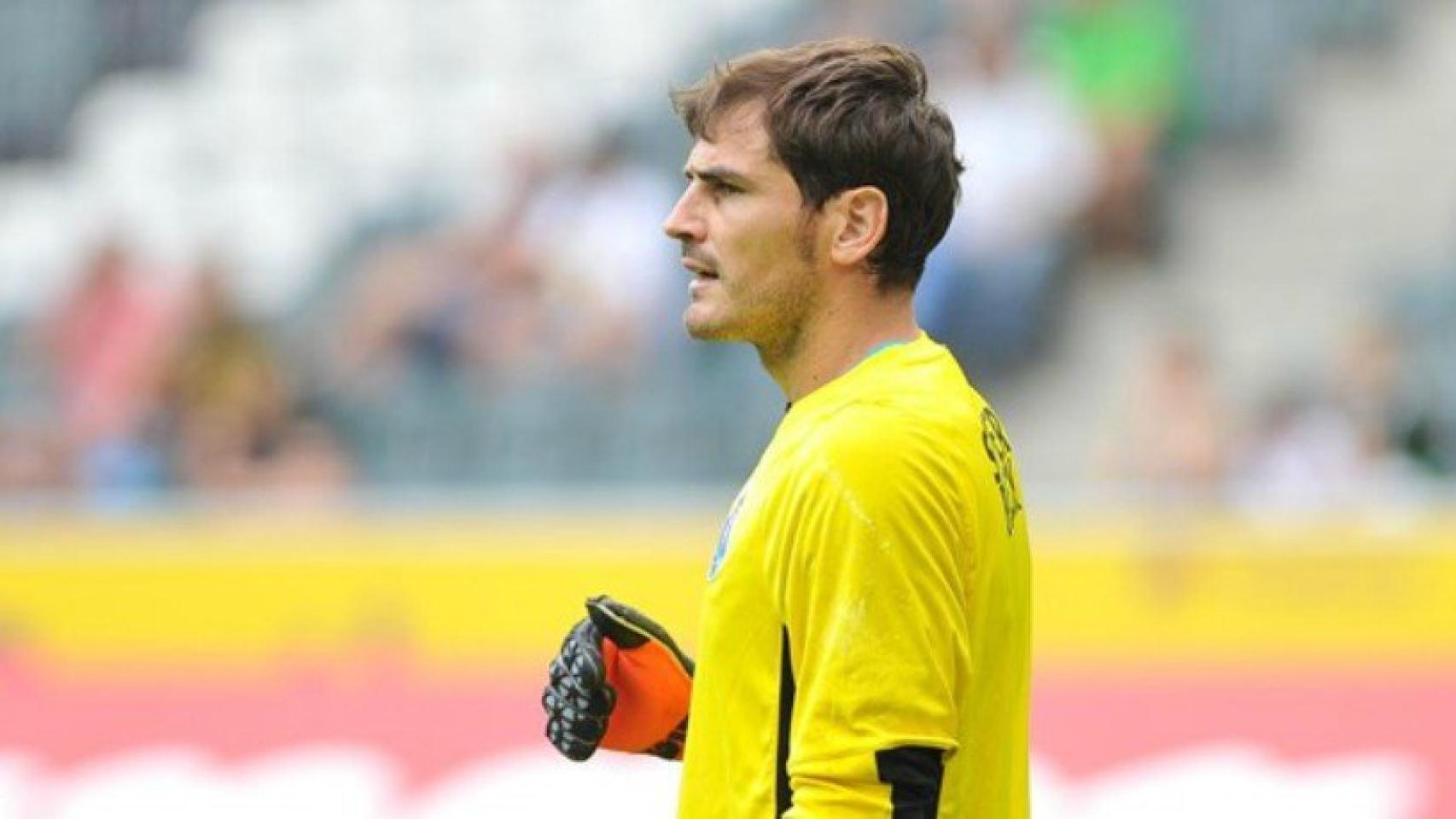 Casillas, en un partido con el Oporto. Foto: fcporto.pt