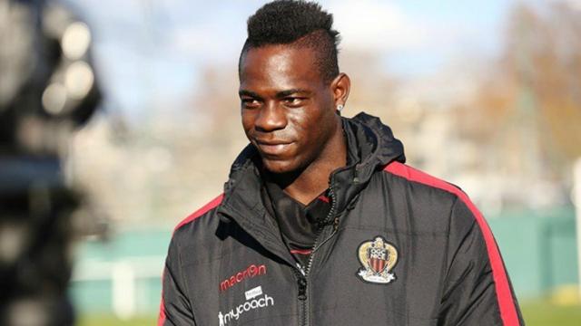 Balotelli con el Niza. Foto. ogcnice.com