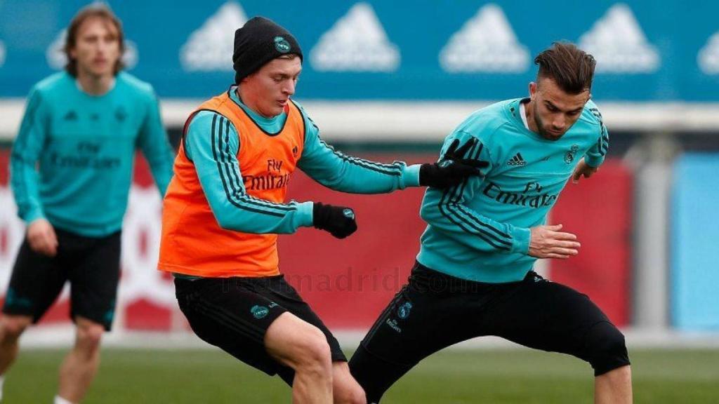 Kroos y Mayoral entrenan