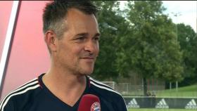 Sagnol, exfutbolista francés. Foto: fcbayern.com