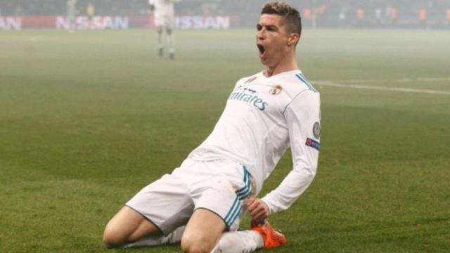 Cristiano celebra su gol en el Parque de los Príncipes