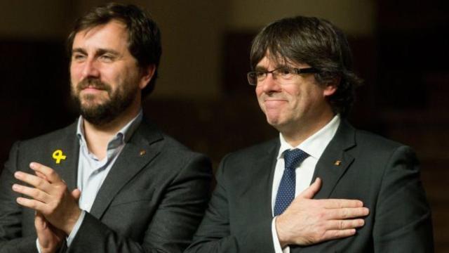 Carles Puigdemont y Toni Comín (i) en una imagen de la semana pasada en Bruselas.