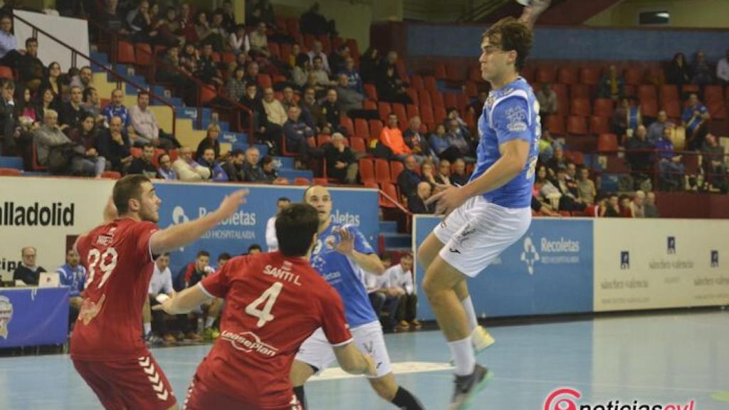 Valladolid-atletico-valladolid-alcobendas-balonmano019