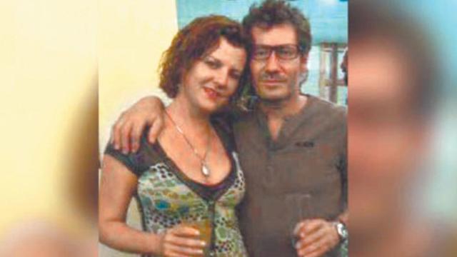 Isabel Mazarro Gómez de Santiago junto a su pareja.