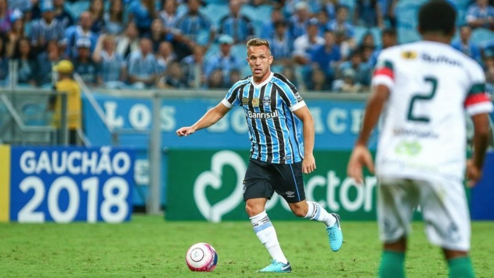 Arthur con el Gremio. Foto: Gremio