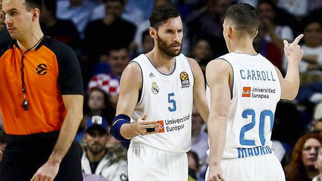 Carrol y Rudy en un partido de Euroliga