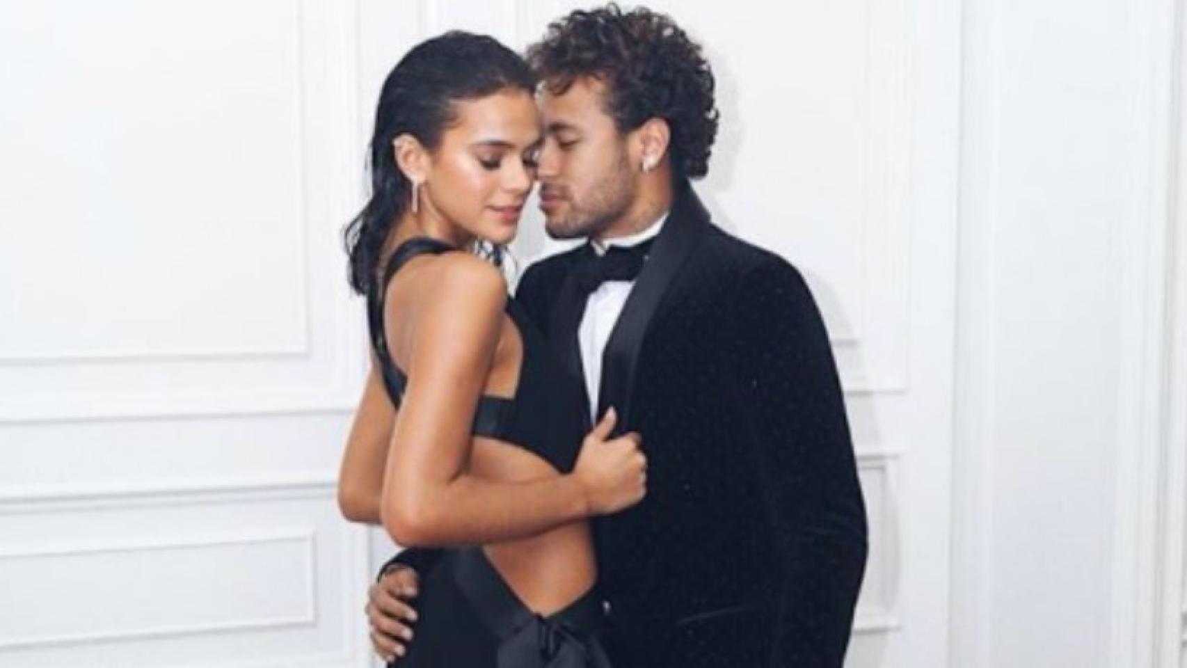 Bruna Marquezine y Neymar. Foto: Instagram (@brumarquezine)