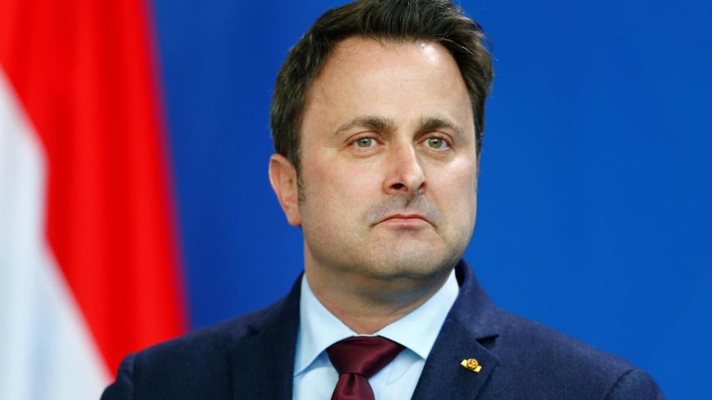 El primer ministro de Luxemburgo, Xavier Bettel, se revuelve contra las acusaciones de Bruselas