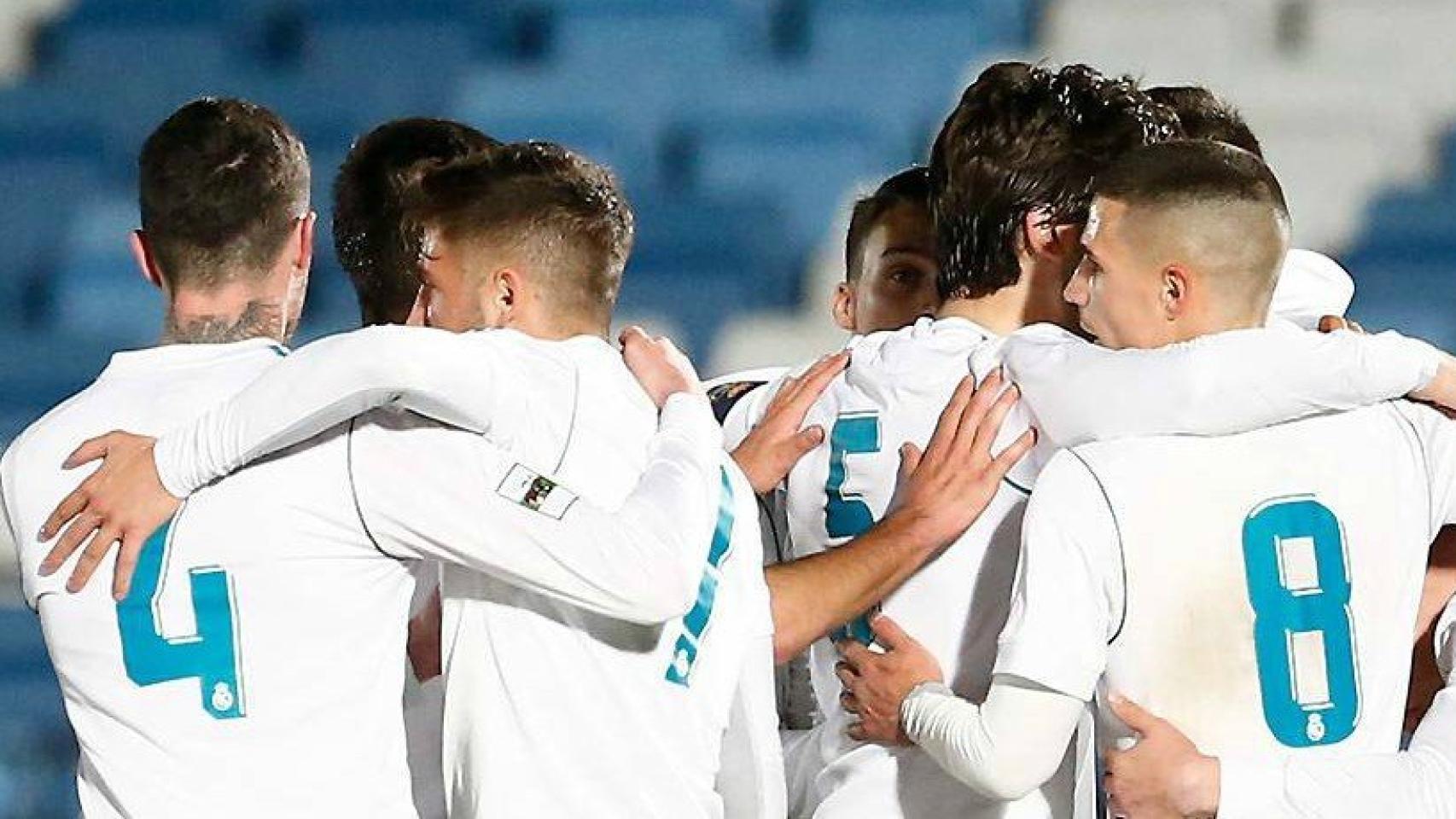 Los jugadores del Castilla celebrando un gol