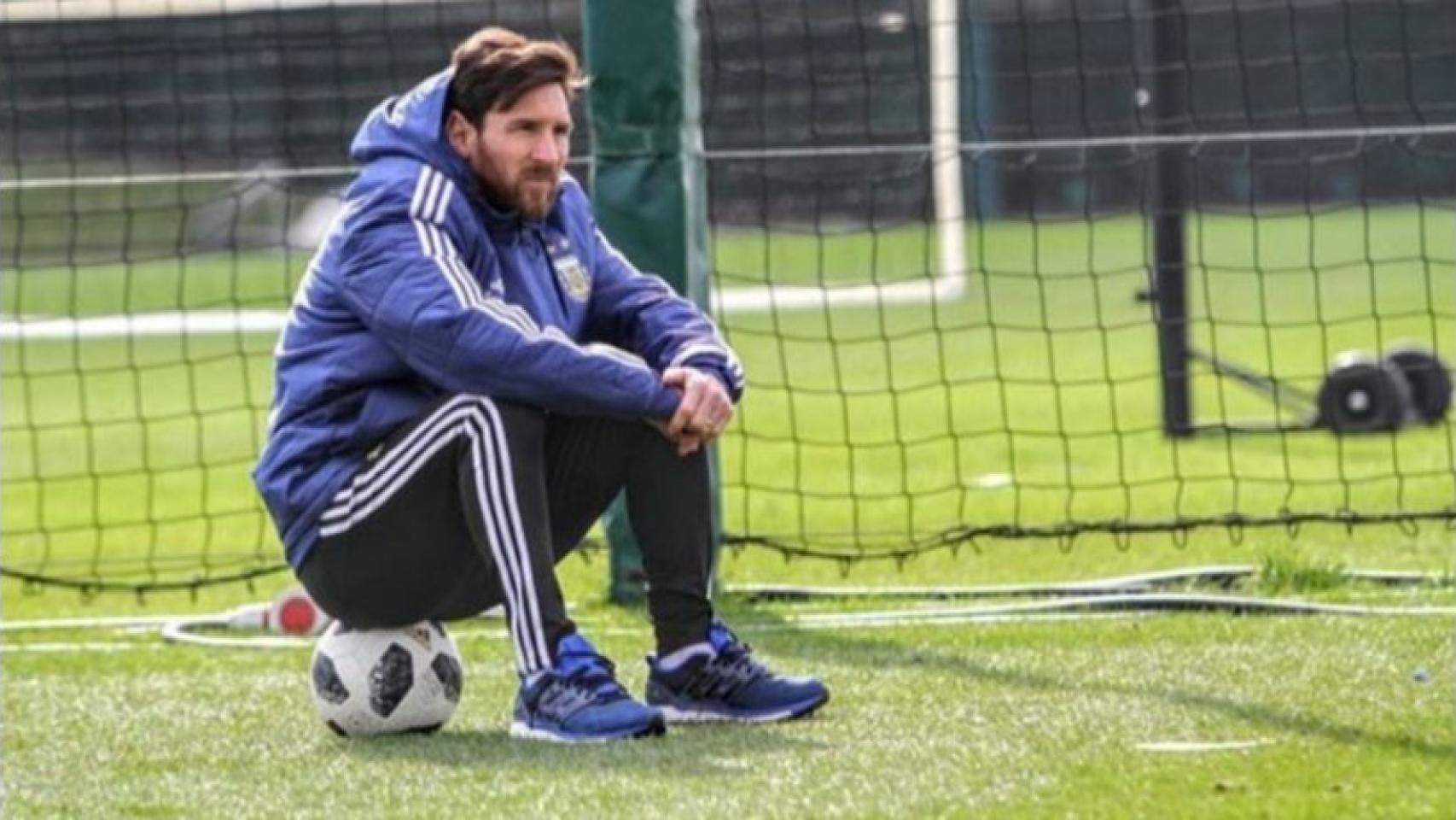 Messi, en el campo del Manchester City