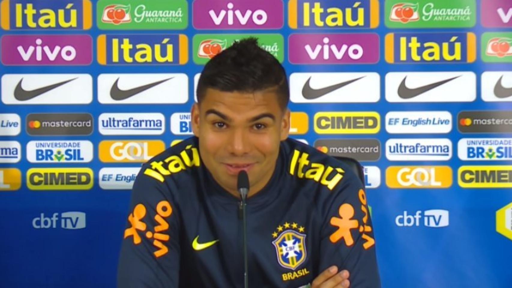 Casemiro durante la rueda de prensa con Brasil. Foto: Twitter (@CBF_Futebol).