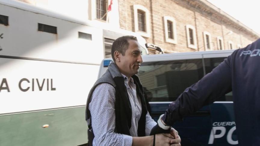 Naoufal Azzouz a la llegada de los juzgados en el anterior juicio.