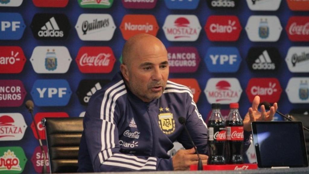 Sampaoli en la rueda de prensa de Argentina. Foto: Twitter (@Sampaoli).