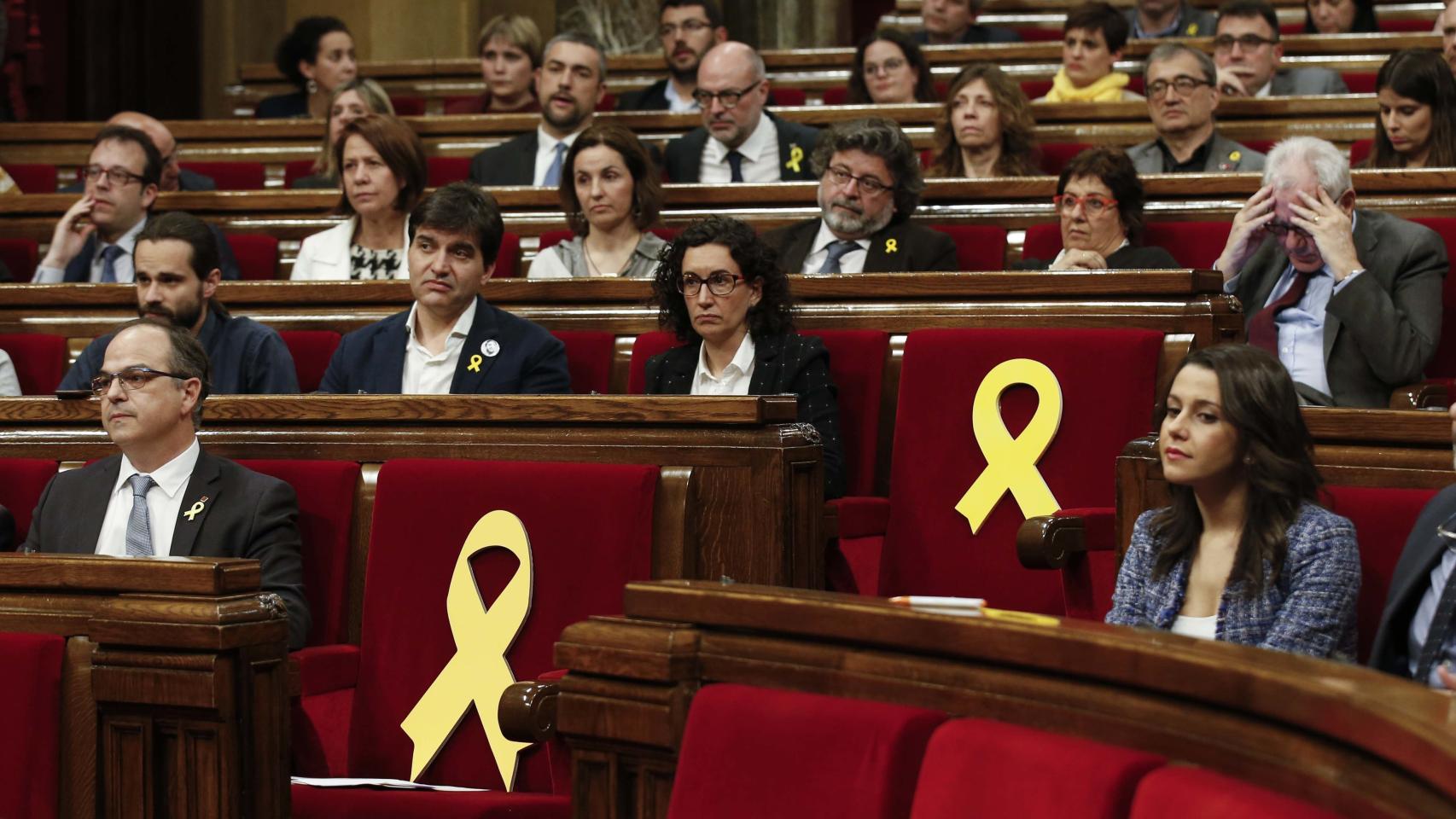 Rovira en su escaño durante la sesión de investidura de este jueves