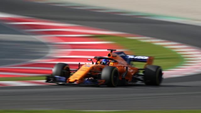 Fernando Alonso en la segunda sesión de entrenamientos libres en Melbourne.