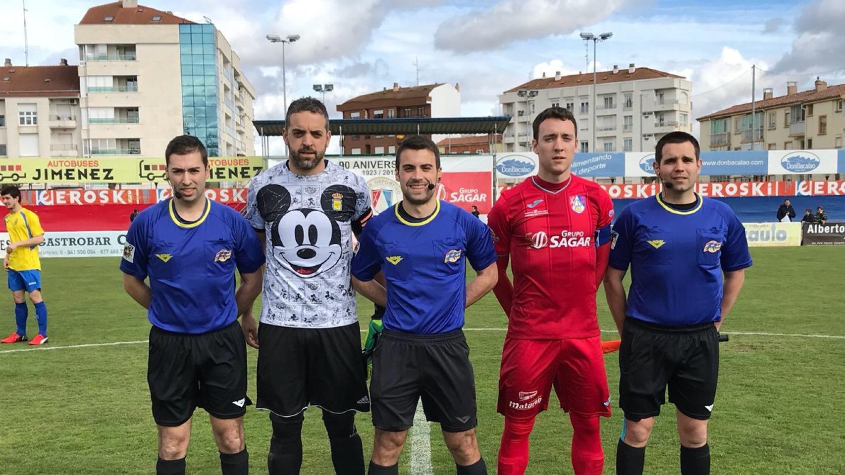 Joserra Barbero causó sensación el domingo en La Planilla con su vestuario.