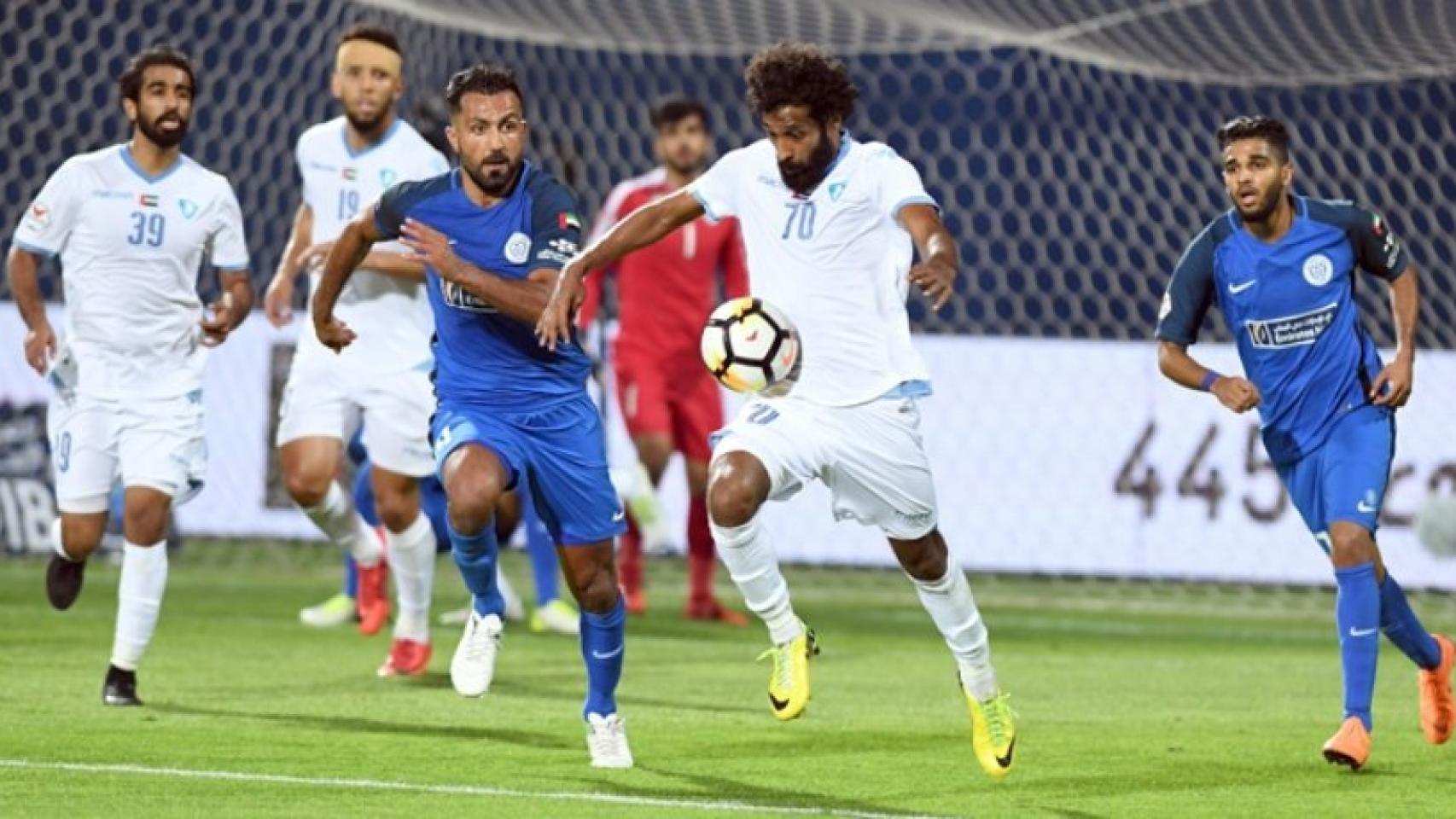 Partido entre el Al-Nasr y el Hatta Club, de la liga de los Emiratos Árabes. Foto: uae.agleague.ae