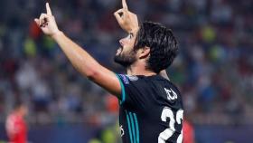 Isco, dedicando su gol a sus seres queridos