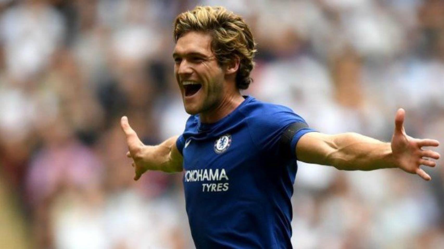 Marcos Alonso celebra un gol con el Chelsea. Foto chelseafc.com