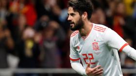 Isco celebra un gol con España.