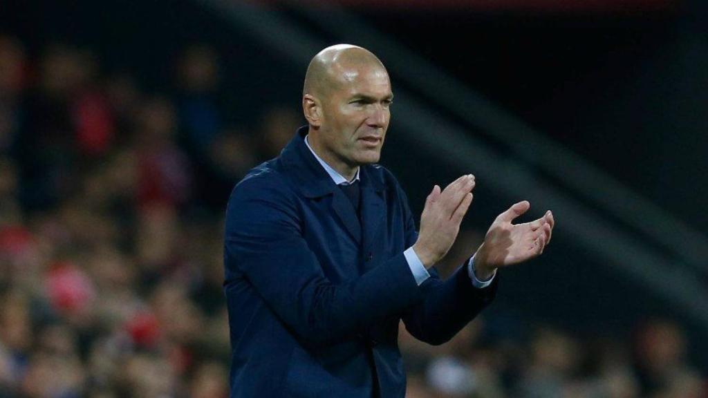 Zidane, en el banquillo