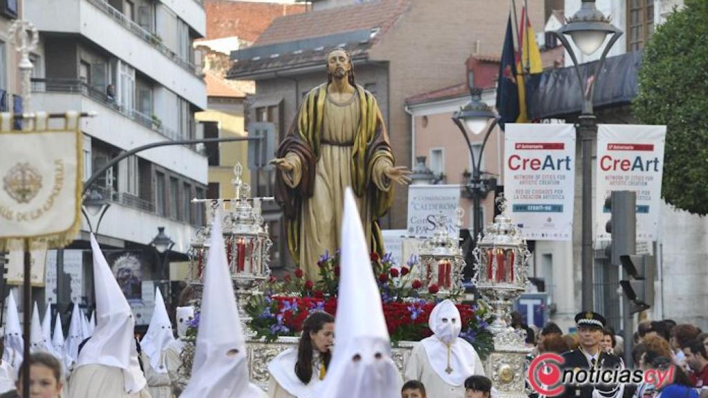 Valladolid-Semana-Santa-Procesion-General-Viernes-Santo-09