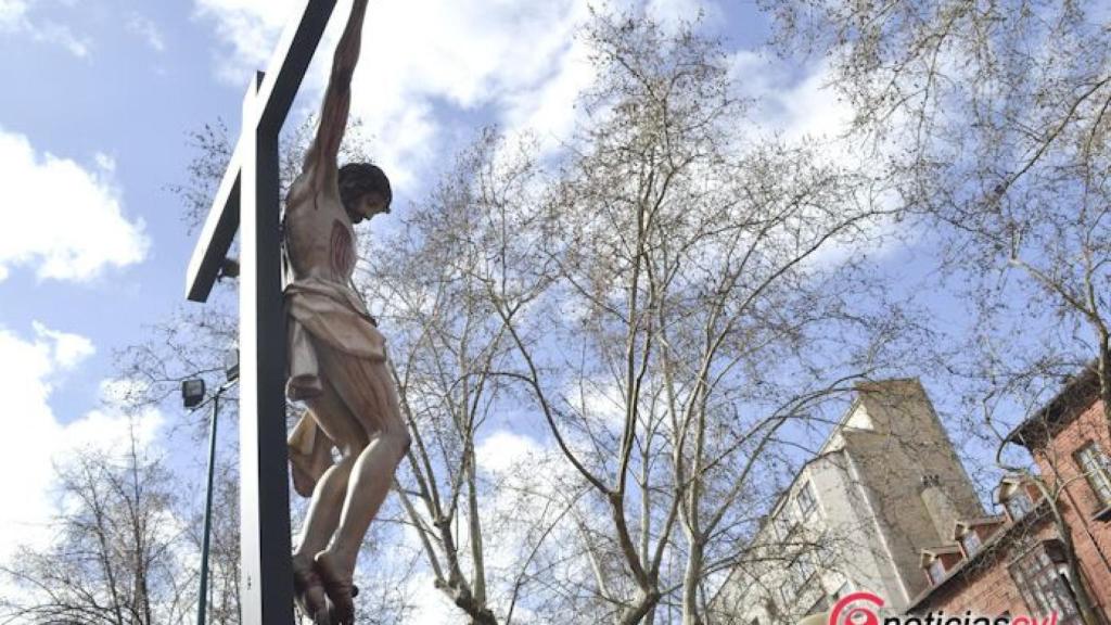 Valladolid-Semana-santa-cristo-de-la-luz-2018-034