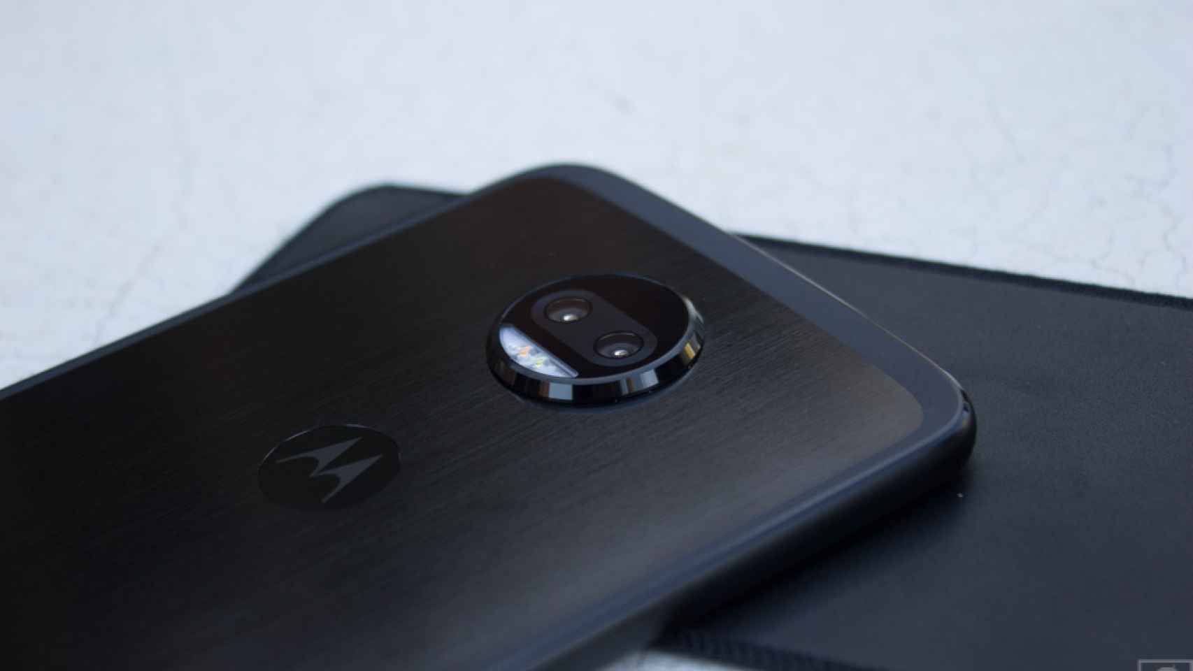 El Moto Z3 Play se filtra con su posible diseño y características