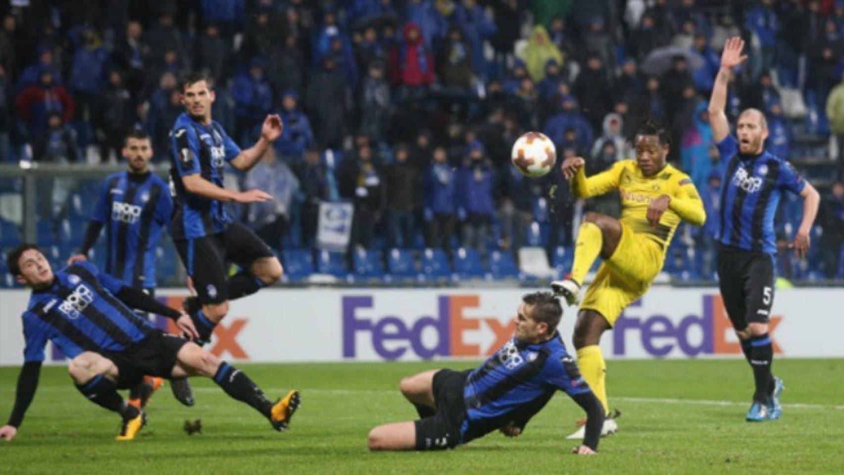 Batshuayi en el partido ante el Atalanta. Foto: bvb.de