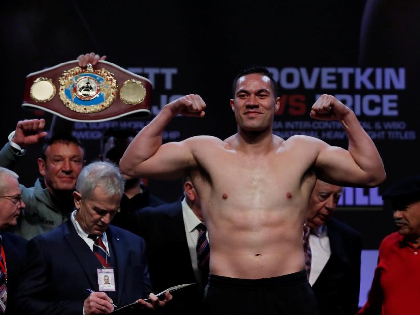 Joseph Parker durante el pesaje previo a la pelea.