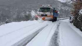 Imagen de archivo de una carretera nevada en Zamora