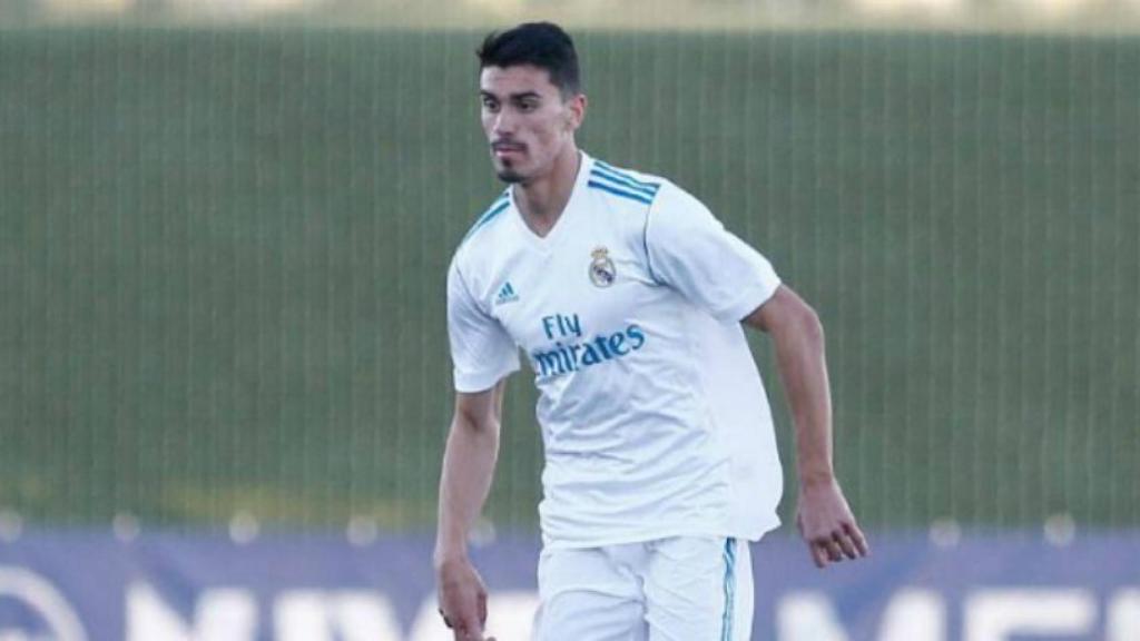 Arturo Molina, en un partido con el Castilla.