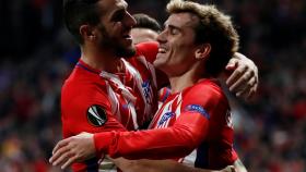 Griezmann y Koke celebran el segundo gol del partido.