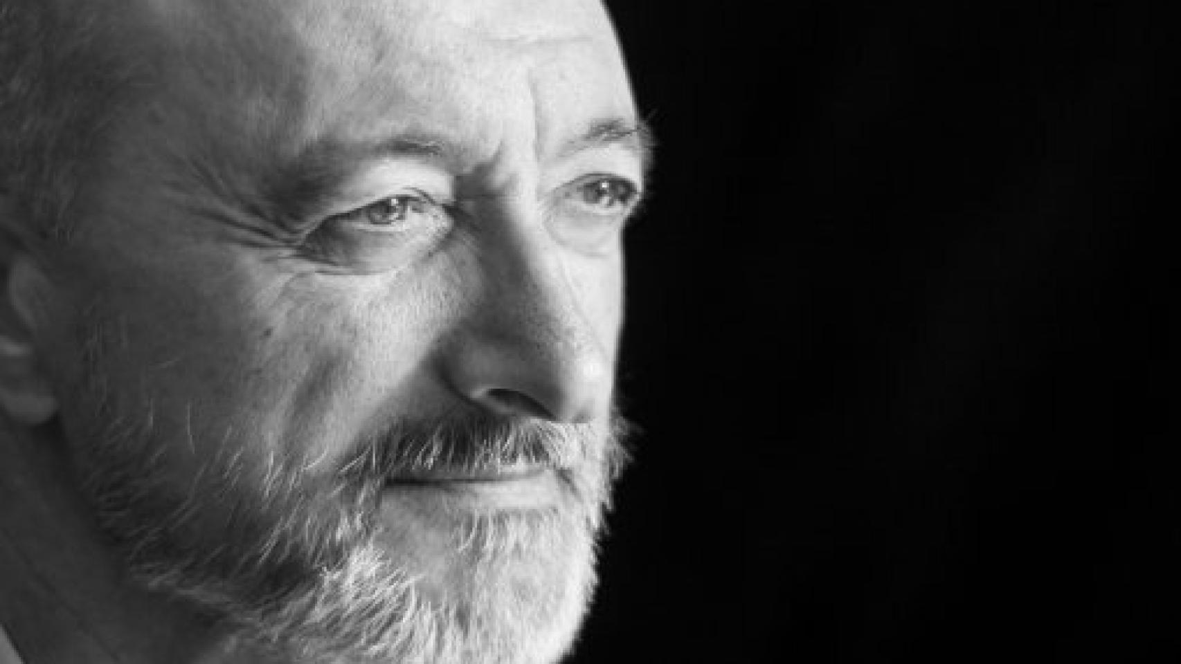 Image: Arturo Pérez-Reverte: La actitud de los legisladores respecto al maltrato animal es una vergüenza