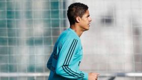 Varane se entrena en solitario