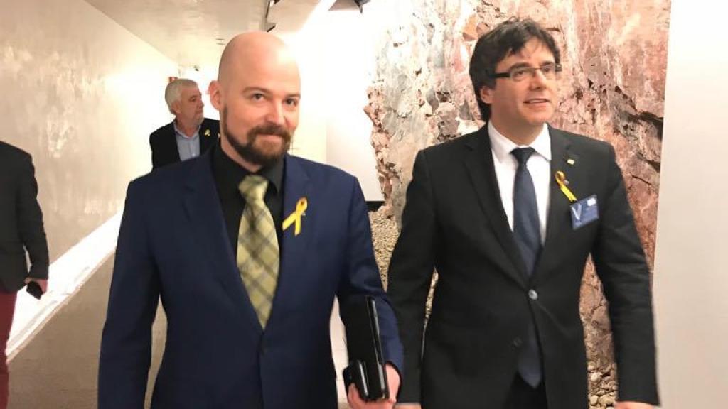 Mikko Karna y Carles Puigdemont en un acto reciente.