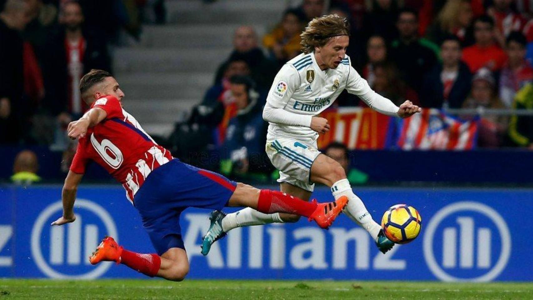 Modric contra Koke, en el derbi