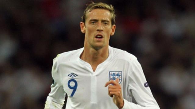 Peter Crouch con la selección inglesa. Foto stokecityfc.com