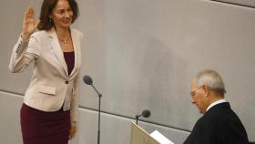 La ministra alemana de Justicia, Katarina Barley, jura su cargo en el Parlamento alemán.