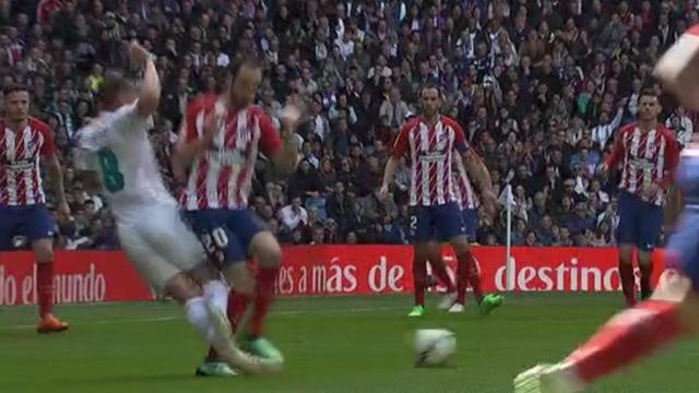 Penalti no pitado sobre Toni Kroos