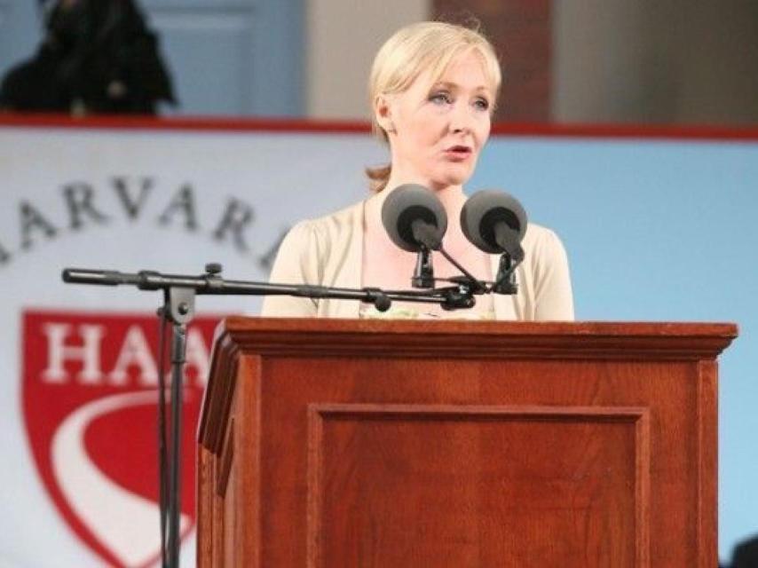 Para Rowling el fracaso te garantiza la supervivencia.