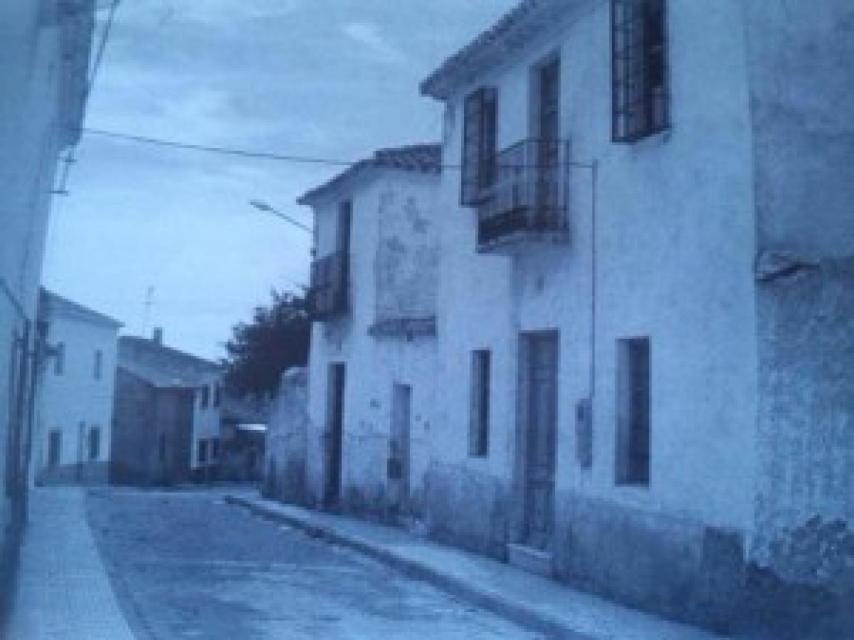 Fachada de la casa en la que fueron muriendo uno a uno todos los miembros de Los Rufino tras el asesinato de María Francisca.
